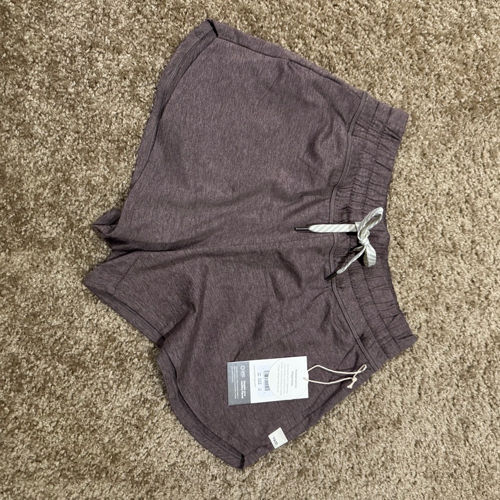 Vuori Shorts